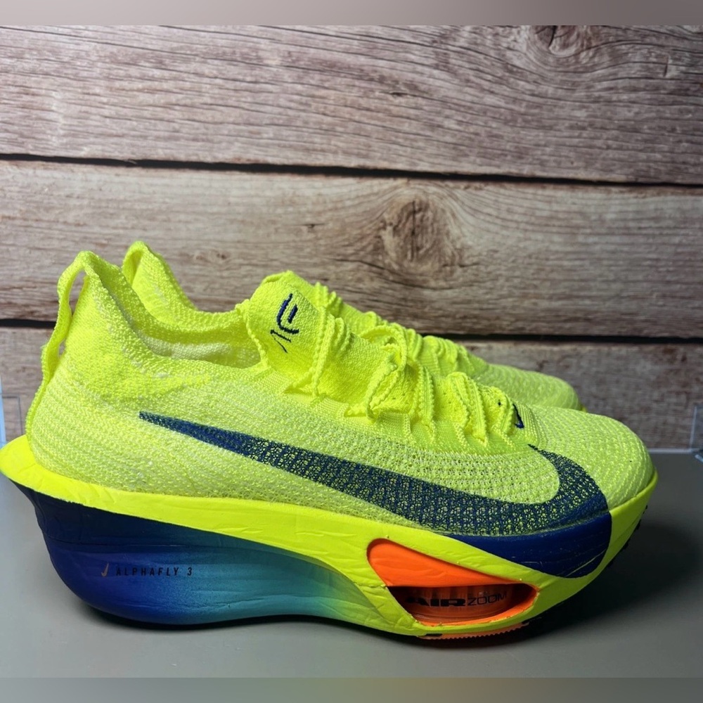 Nike Air Zoom Alphafly NEXT% 3 Volt Fast Pack Shoes Sz 9.5 FD8315-700 NEW